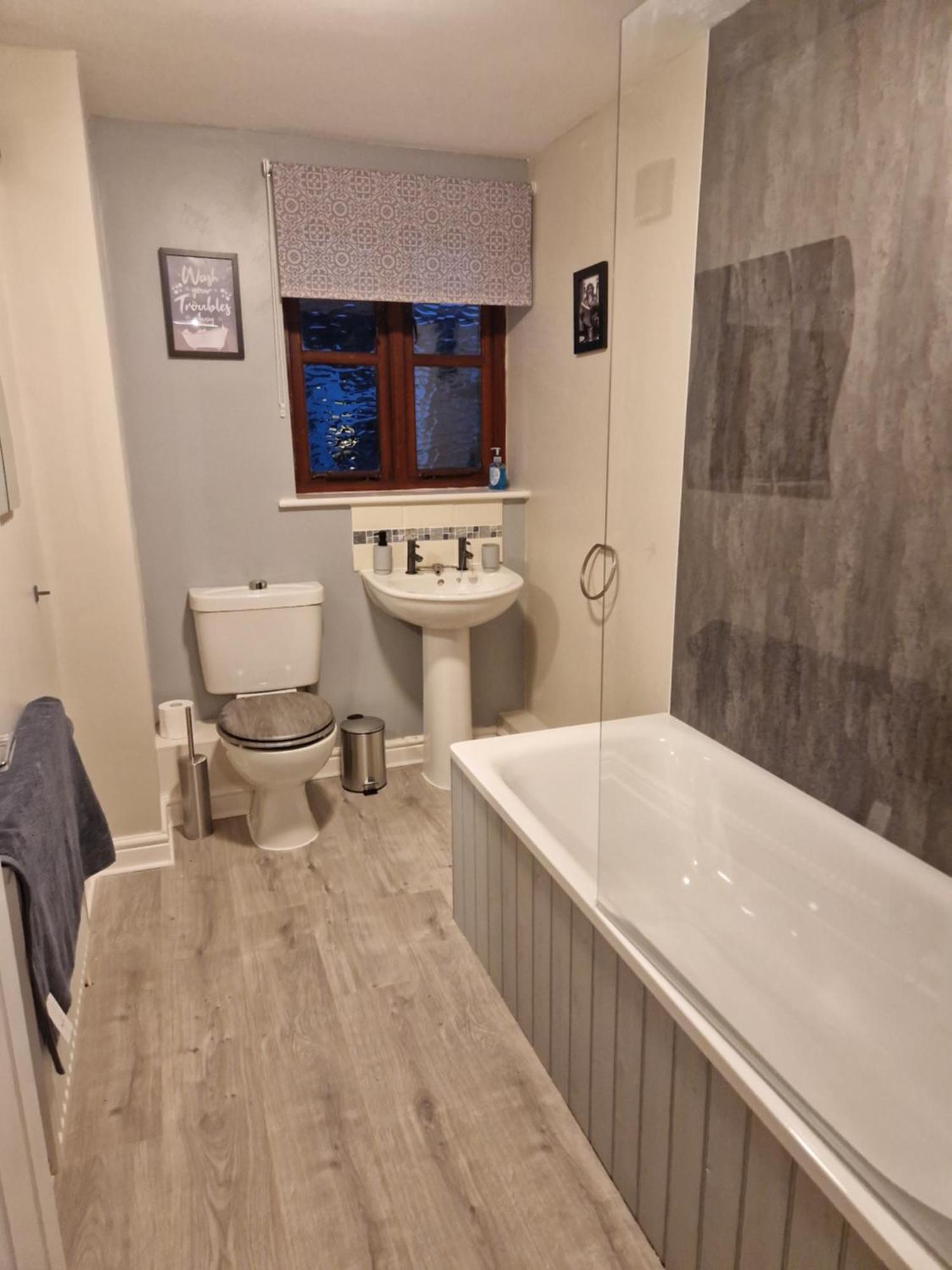 Purdie Close Let Holiday home