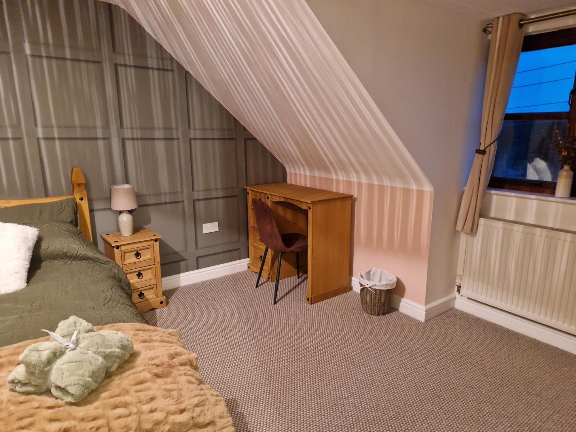 Purdie Close Let Holiday home